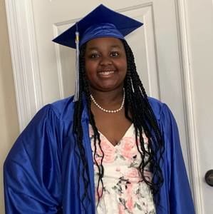 Meet your Posher, Gabby